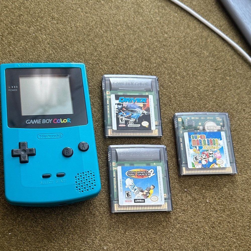 Nintendo Game Boy Color Console super Mario bros, driver, Tony hawk pro skater 2